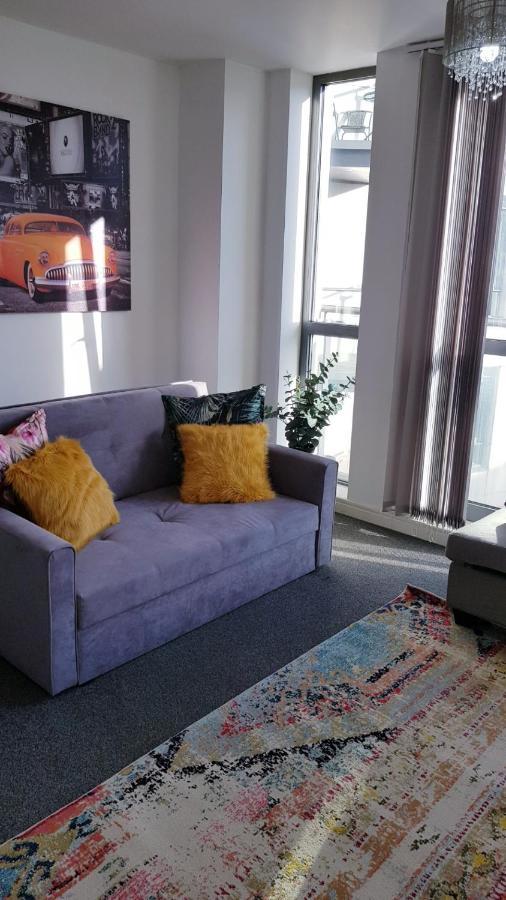 City Centre 1 Bed Apartment With Free On Site Parking With Cctv By Lets Relocations 伯明翰 外观 照片