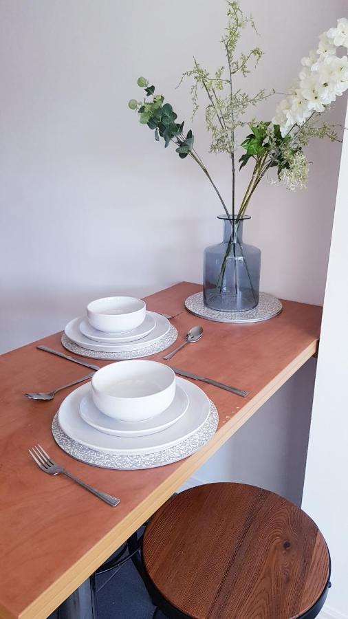 City Centre 1 Bed Apartment With Free On Site Parking With Cctv By Lets Relocations 伯明翰 外观 照片